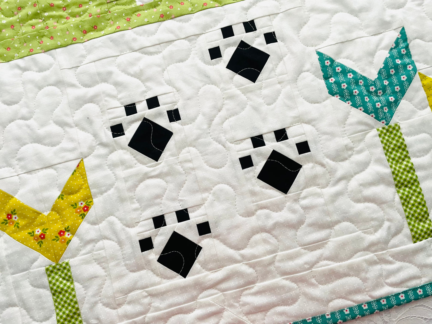 Puppy Paws Quilt Block PDF Pattern
