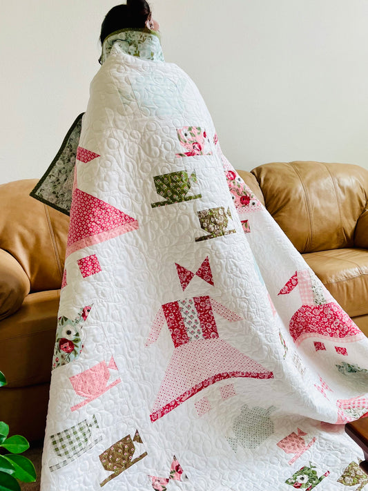 Dress Up for Tea Time Quilt PDF Pattern